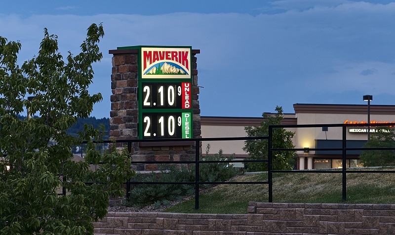 Skyline_Castle Rock_FINAL_049 1 800x475 RaceTrac LED Gas Price Sign